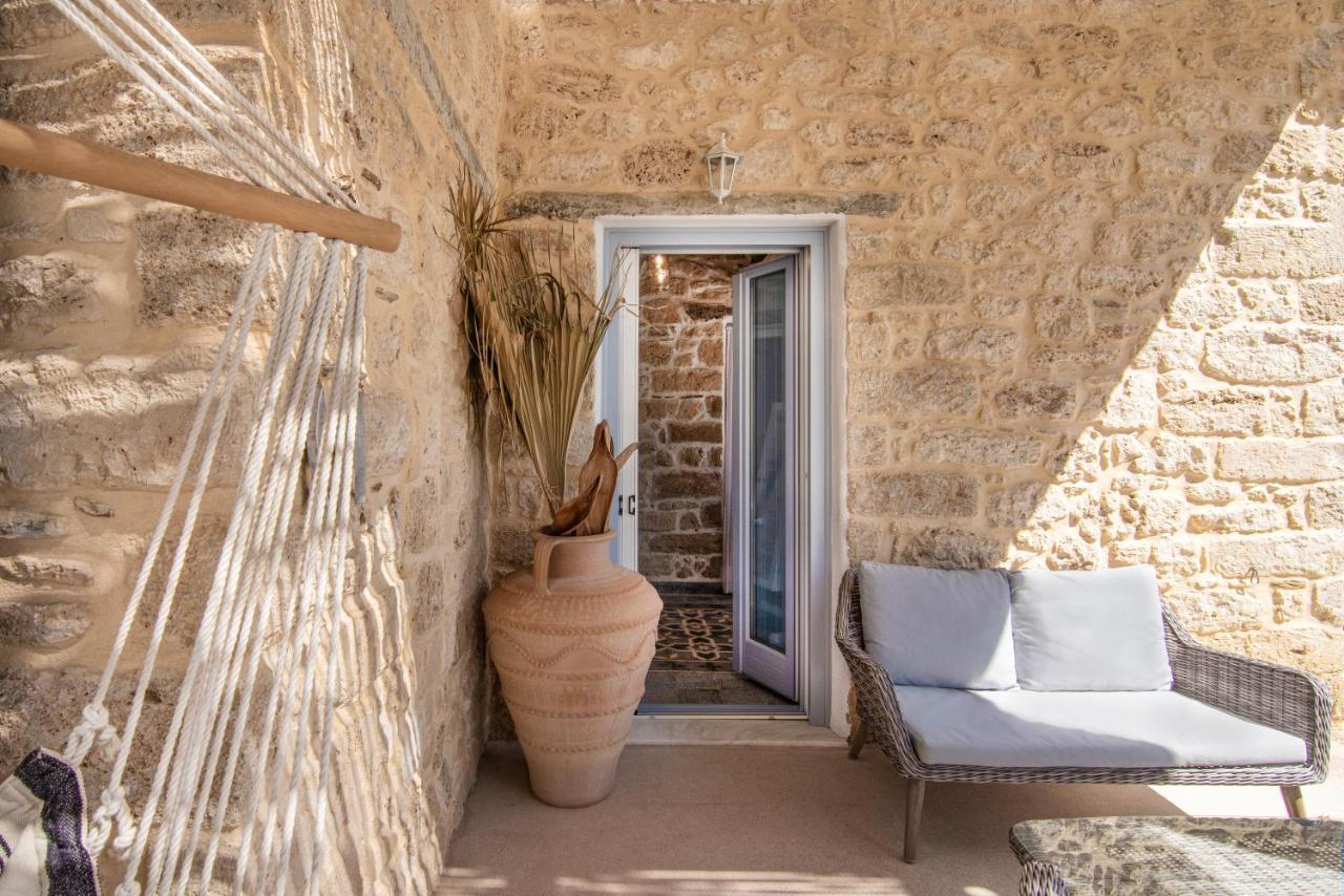 Terra E Sole Spa Suite Aegina Vathi  Екстер'єр фото