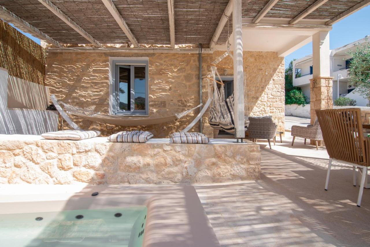 Terra E Sole Spa Suite Aegina Vathi  Екстер'єр фото