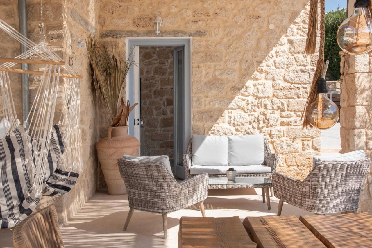 Terra E Sole Spa Suite Aegina Vathi  Екстер'єр фото