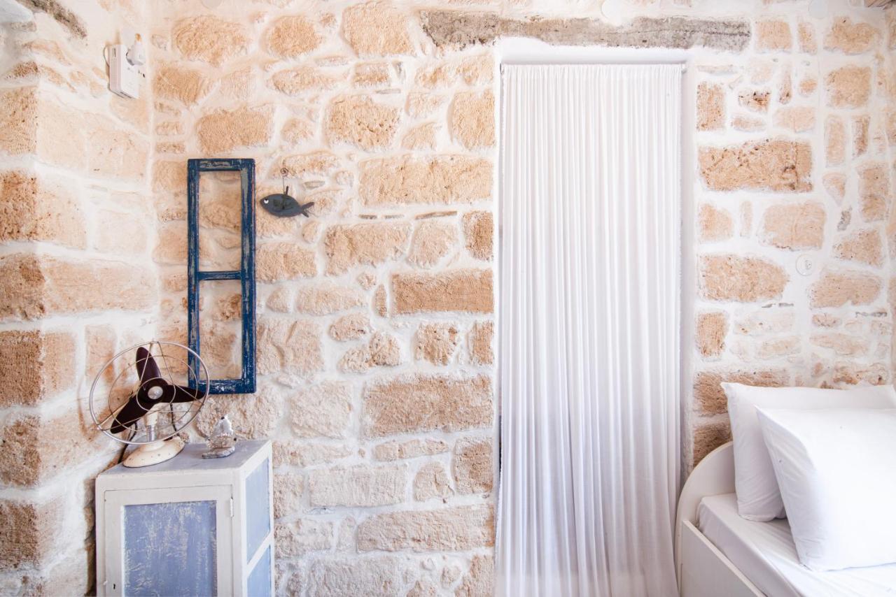 Terra E Sole Spa Suite Aegina Vathi  Екстер'єр фото