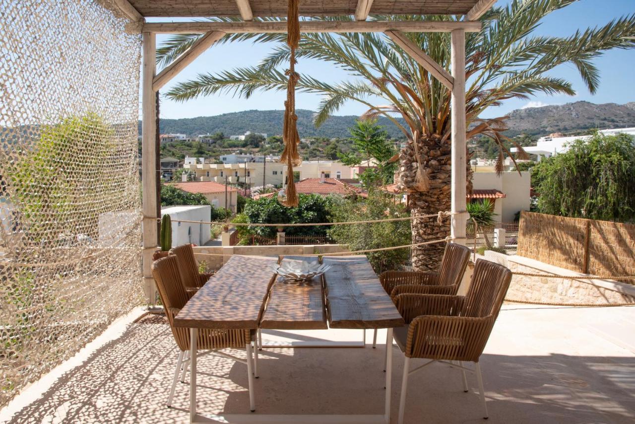 Terra E Sole Spa Suite Aegina Vathi  Екстер'єр фото